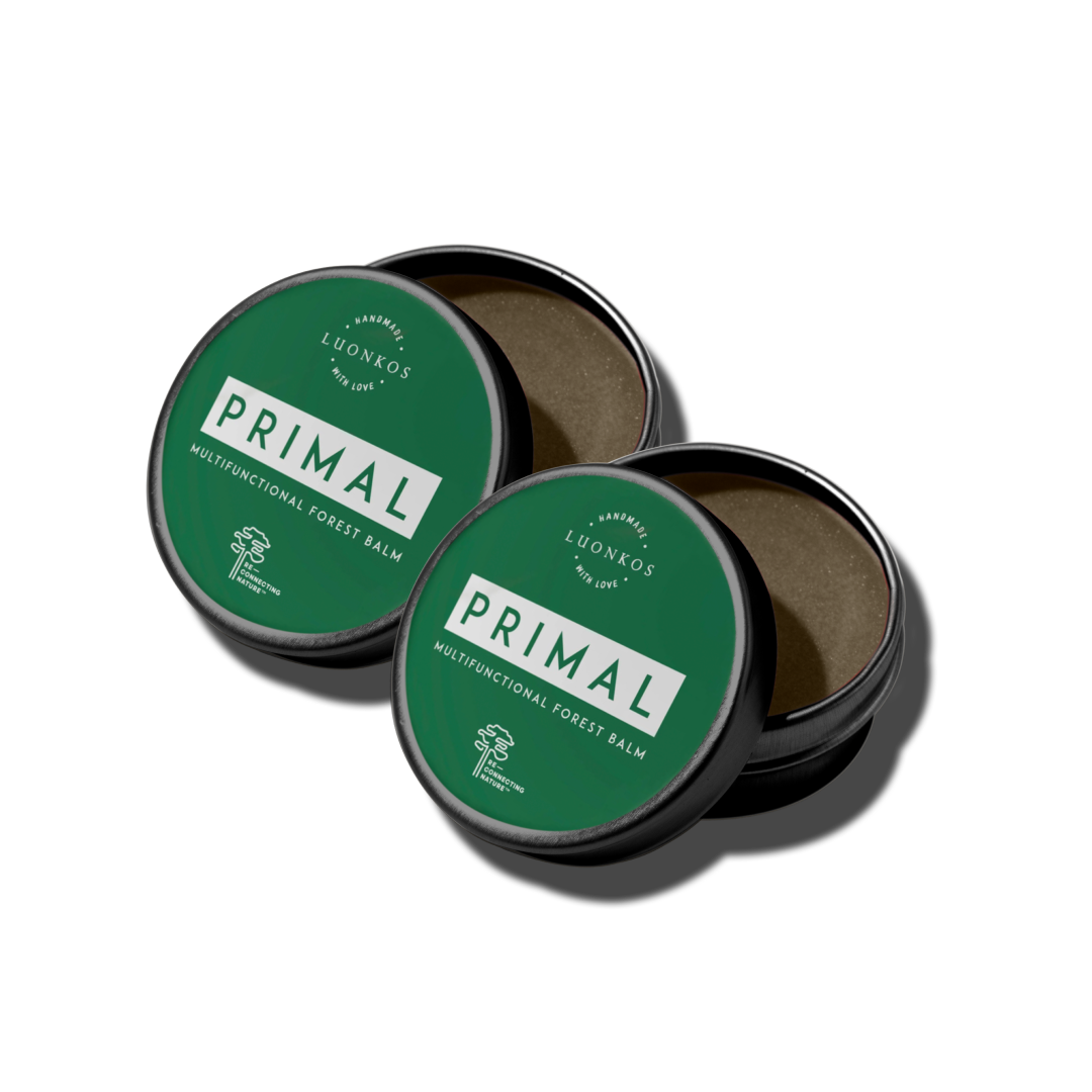 Kaksi Luonkos Primal metsämikrobivoide 10ml purkkia – toinen auki, toinen kiinni, vihreä pakkaus