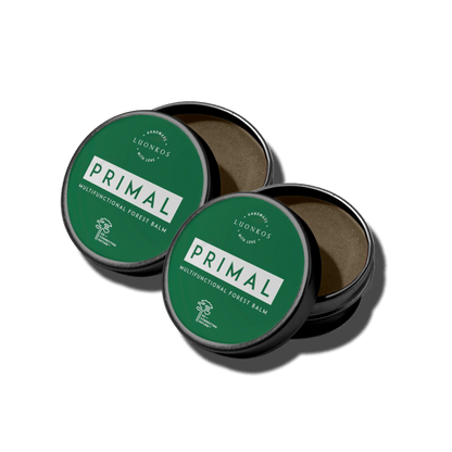 Kaksi Luonkos Primal metsämikrobivoide 10ml purkkia – toinen auki, toinen kiinni, vihreä pakkaus